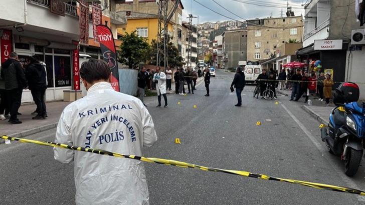 Husumetlilerine 3 motosikletle gelip ateş açtılar; 2 yaralı, 7 gözaltı