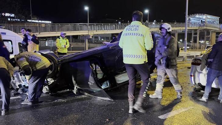 Küçükçekmece'de zincirleme kaza: 3 yaralı