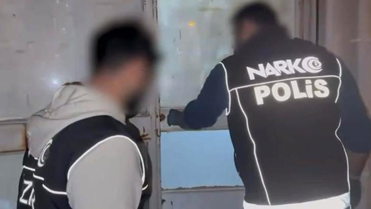 İzmir'de 2 milyon 309 bin 774 sentetik hap ele geçirildi