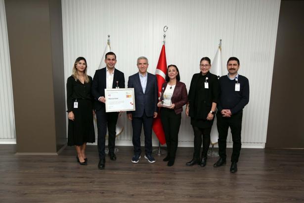 İEÜ Medical Point Hastanesi, Ege'nin En İyi İşverenleri 2025 listesinde
