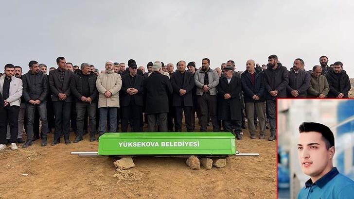 Otomobilin baraj gölüne yuvarlandığı kazada ölen Furkan ve Rojhat toprağa verildi