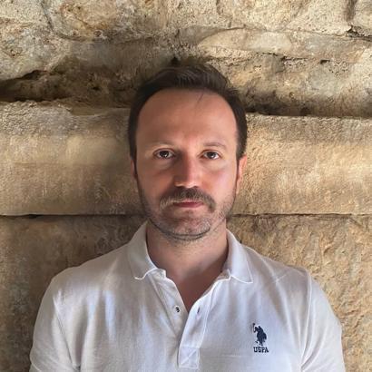 Kızılırmak’a uçan araçta eşi ve oğlunun ölümüne ilişkin tutuklanan doktor, cezaevinde intihar etti