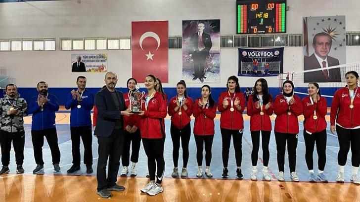 Türkiye Voleybol Şampiyonası eleme müsabakaları tamamlandı