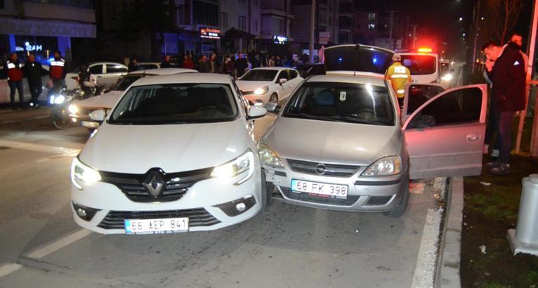 'Dur' ihtarına uymadı, takip sırasında Emniyet Müdürü Yardımcısının aracına çarptı