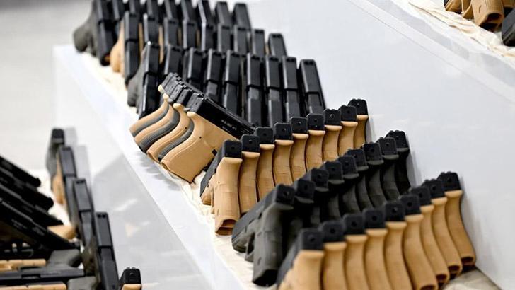 Adıyaman’da kurusıkıdan çevrilmiş bin tabanca ele geçirildi