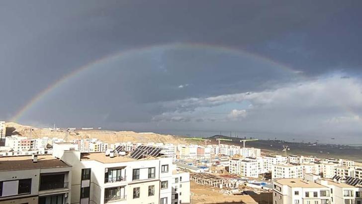 İskenderun Körfezi'nde gökkuşağı oluştu