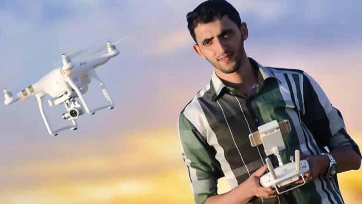 İsrail’in Gazze’ye düzenlediÄŸi saldırıda Filistinli foto muhabiri Mahmud Vadi hayatını kaybetti