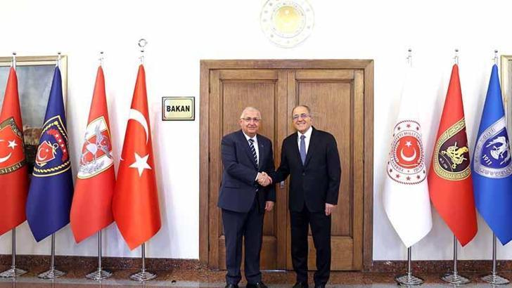 Bakan Güler, yaş haddinden emekli olan Şuay Alpay'ı kabul etti