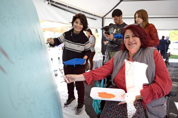 Mersin Büyükşehir ‘3 Aralık Dünya Engelliler Günü’ dolayısıyla özel gereksinimli bireyleri atölyelerde buluşturdu