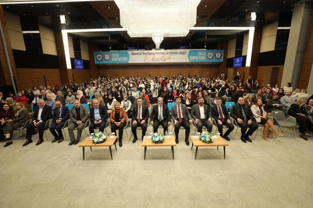 Sağlık-Sen’den ‘Ebelik Sempozyumu’