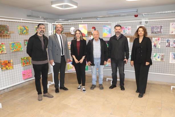 Özel çocukların eserleri Buz Eserler Müzesi’nde