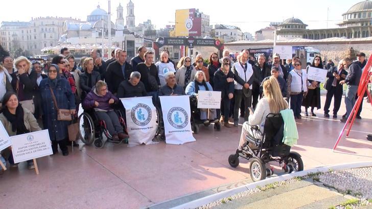 3 Aralık Engelliler Günü nedeniyle Taksim’de tören düzenlendi