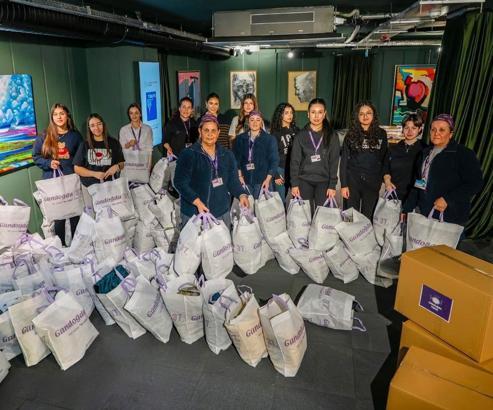 Hatay'da depremzede çocuklara kış yardımı