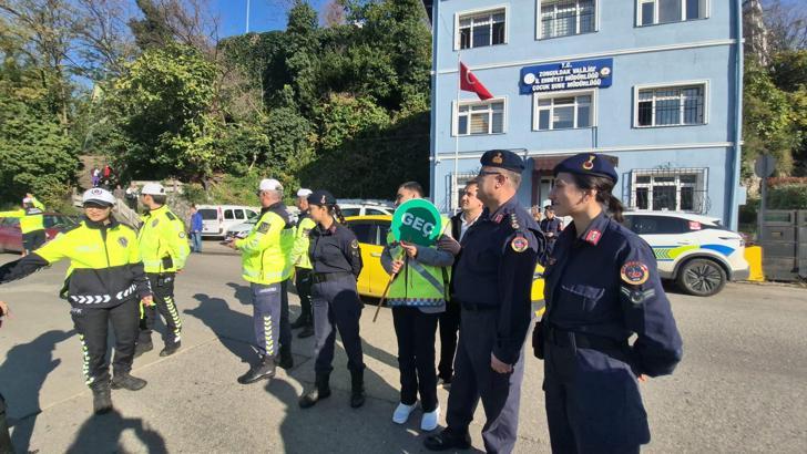 Zonguldak'ta özel bireylerden trafik denetimi