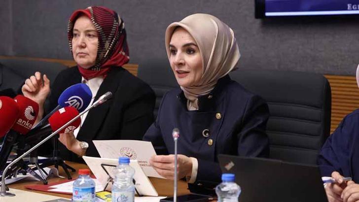 Bakan Göktaş: Sosyal ağ sağlayıcılarına 15 yaşından küçüklere hizmet sunmama yükümlülüğü getirilmesini öneriyoruz