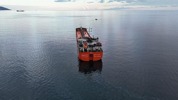 Karadeniz’de saldırıya uğrayan ‘MIDVOLGA-2’ isimli gemi için, uzman ekipler bekleniyor