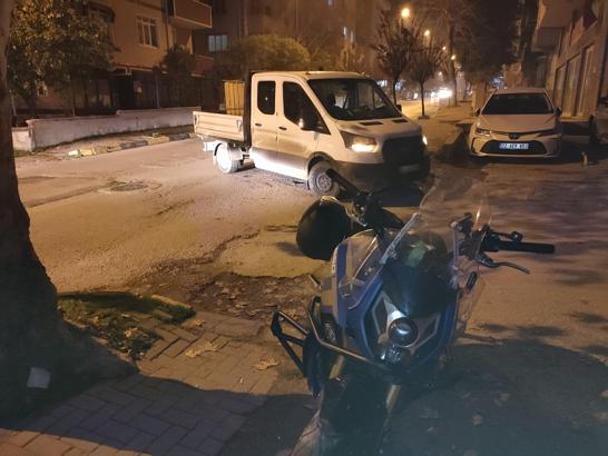 Kamyonete çarpan motosikletin sürücüsü yaralandı