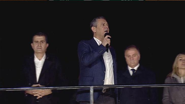 Özgür Özel Güngören'de konuştu