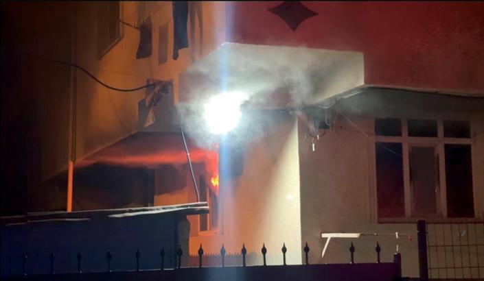 Tekirdağ'da evde çıkan yangında 1 kişi ağır yaralandı