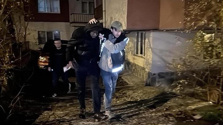 Evinde uyuşturucu satarken yakalanan yabancı uyruklu tutuklandı