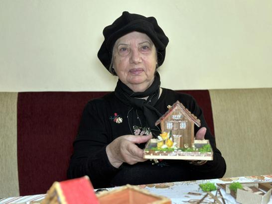 İnşaat ustası babasının yaptığı eski Edirne evlerini, rölyefle buluşturdu