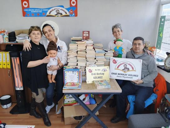 Oğlunu lösemiden kaybeden anne, kurduğu dernekle kanser hastalarına umut oldu