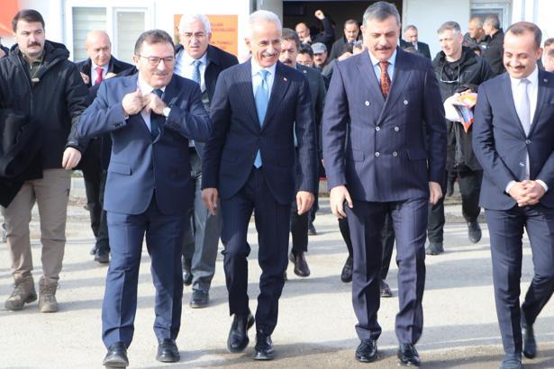 Bakan Uraloğlu: Kırık Tüneli, dağların kalbine mühendislik imzası atan bir eser niteliği taşıyor