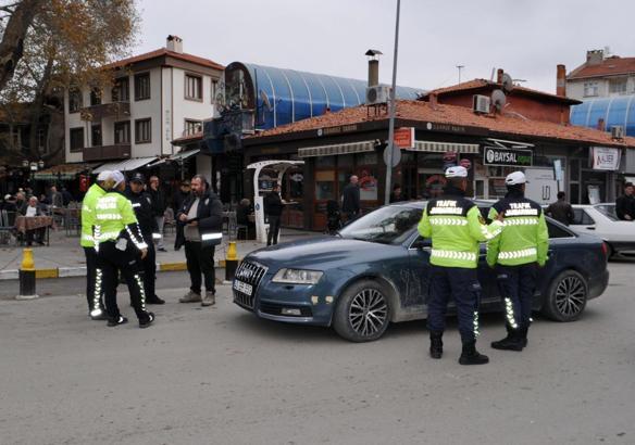 Yalvaç'ta trafik denetimi