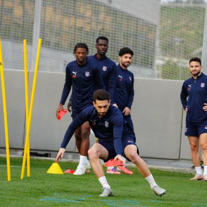 RAMS Başakşehir FK, Fenerbahçe maçı hazırlıklarını tamamladı