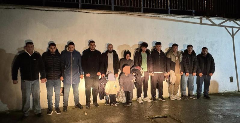 Edirne'de 13 kaçak göçmen yakalandı