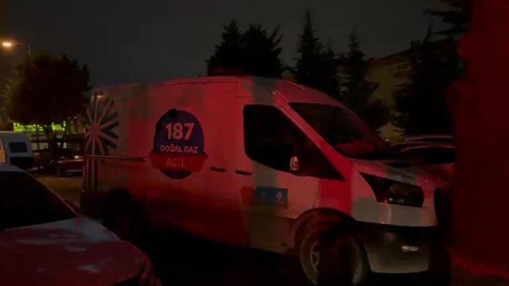 Beylikdüzü'nde elleri koli bandıyla bağlanmış asılı halde ceset bulundu