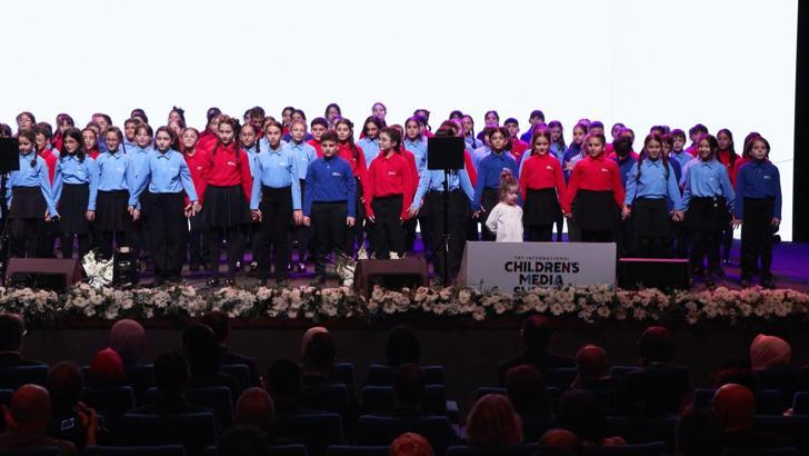 İstanbul - Burhanettin Duran: Çocuklarımızı dijital araçların zararlarına karşı bilinçlendirmek zorundayız