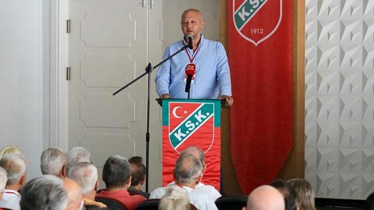 Karşıyaka Eski Başkanı Azat Yeşil’den istifa çağrısı