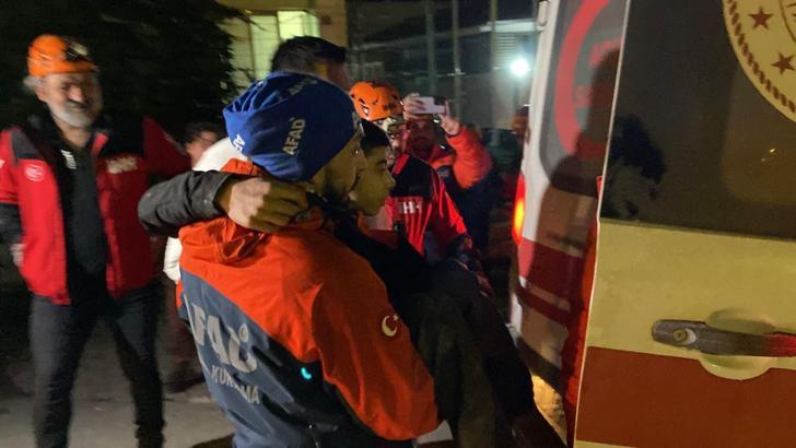 Engelsiz yaşam merkezinden kaçan 15 yaşındaki yiğit için arama çalışması başlatıldı (2)