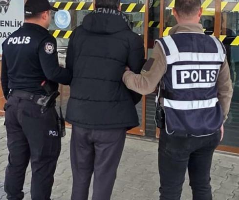 15 yıl hapis cezası ile aranan Cezayirli hükümlü, sahte kimlikle yakalandı