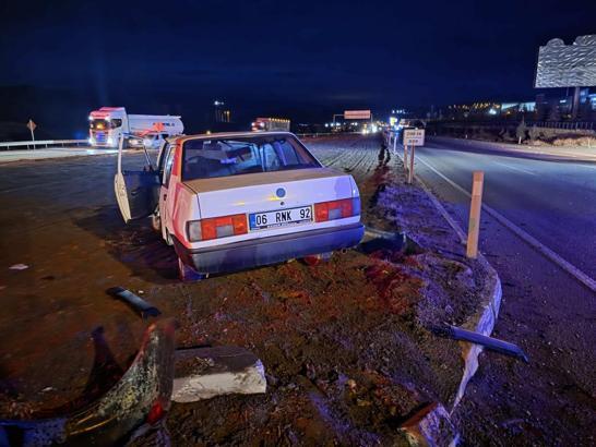 Otomobiller kavşakta çarpıştı; 7 yaralı