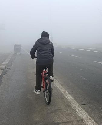Ağrı'da yoğun sis; görüş mesafesi 10 metrenin altında