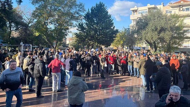 Buca Belediyesi'nde iş bırakan işçiler, haklarını istedi