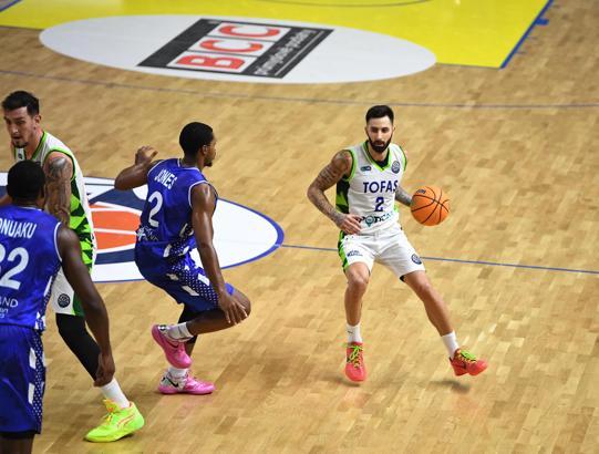 Bnei Herzliya - TOFAŞ: 82-81