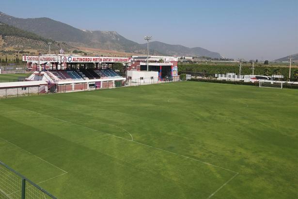 İzmirspor'a Altınordu eli uzandı