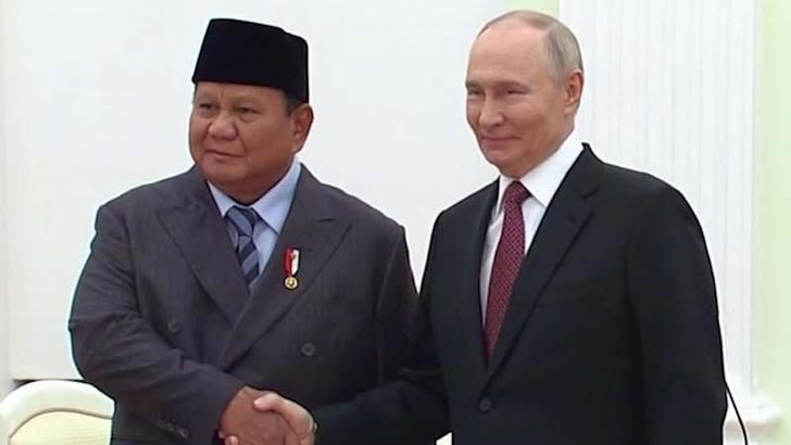 Putin, Endonezya Devlet Başkanı Subianto ile Moskova'da bir araya geldi