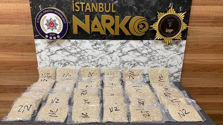 Esenyurt'ta uyuşturucu operasyonu: 133 bin adet hap ele geçirildi
