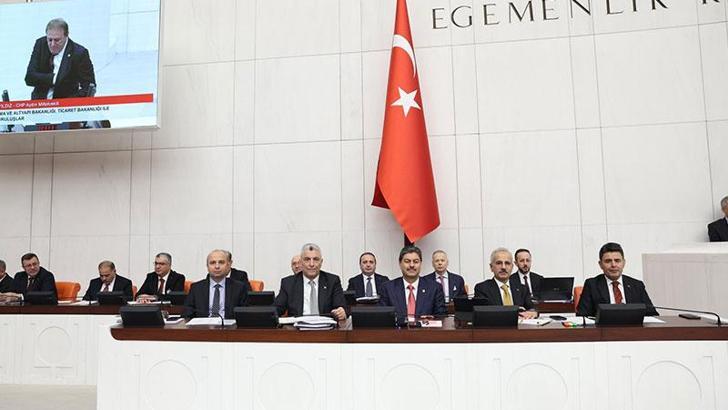 Bakan Bolat: 2026 yılında mal ihracatımızı 289 milyar doların üzerine çıkarmayı hedefliyoruz