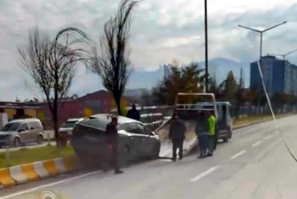 'Şırdancı Mehmet' olarak bilinen fenomenin kullandığı otomobil, yayaya çarptı