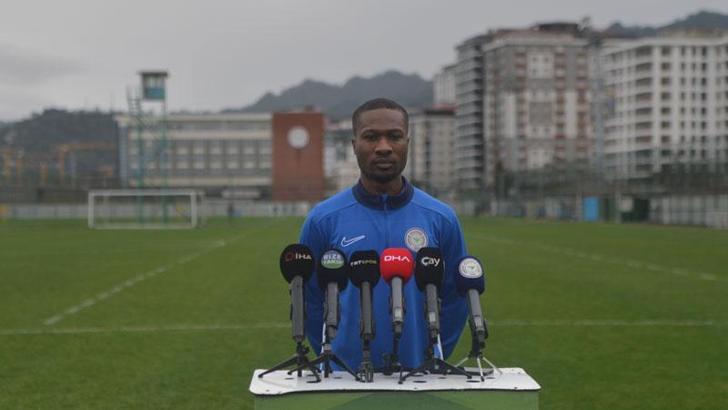 Çaykur Rizesporlu Augusto: Ligin ilk beşinde yer almamız bence kimseyi şaşırtmamalı