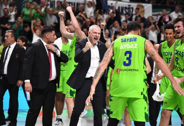 Rajkovic’ten taraftara çağrı: Birlikte kalırsak güzel sonuçlar alacağız