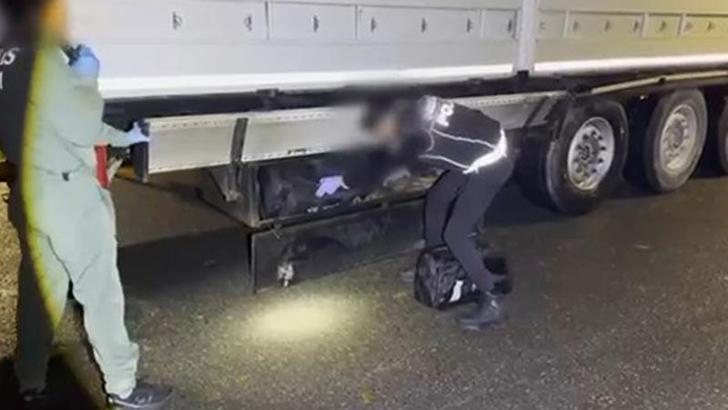 Şehit polis adına düzenlenen operasyonda 37 kilo uyuşturucu ele geçirildi