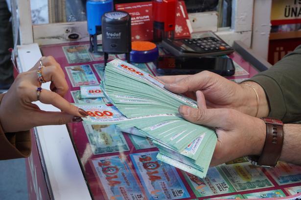 Milli Piyango’nun rekor ikramiyesine Antalya’da yoğun ilgi