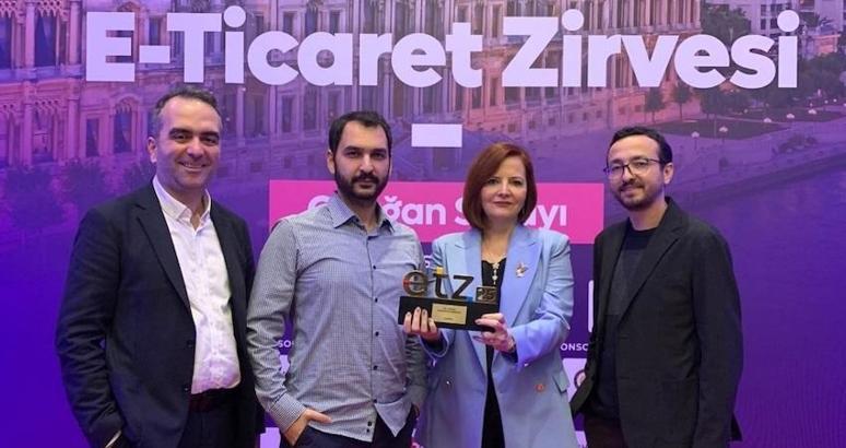 Naberise 'Yılın Yükselen Sosyal Medya Uygulaması' ödülünü aldı