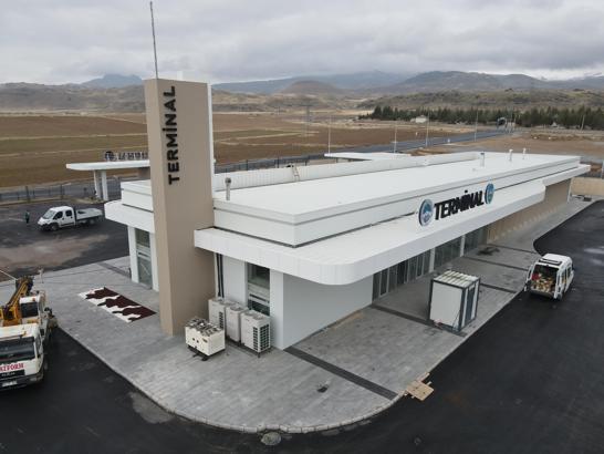İlçedeki yeni terminal binasının işletmesi Develi Belediyesi’ne verildi